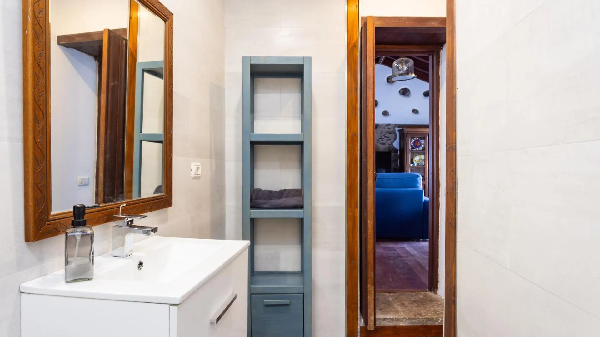 Eden Rentals Sagitta Beta Retreat La Guancha